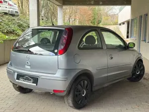 Opel Corsa Corsa  3-Türer 1.0 12V ** Tüv Neu ** Bild 3