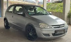 Opel Corsa Corsa  3-Türer 1.0 12V ** Tüv Neu ** Bild 1