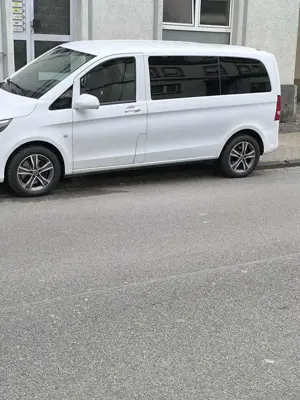Mercedes-Benz Vito 114 CDI Tourer Kompakt HA Aut. BASE