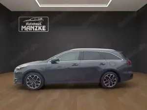 Kia Ceed SW / cee'd SW 1.5GDI Edition 30 / Navi / Teilleder  5,99% Bild 2