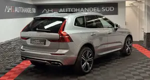 Volvo XC60 R Design AWD*PANORAMA*LEDER* Bild 4