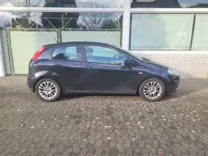 Fiat Grande Punto Grande Punto 1.4 16V Tiefergelegt HR