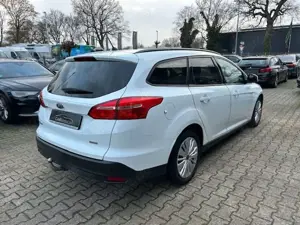 Ford Focus Business 1.0 Ltr. EcoBoost*AHK*NAVI*SHZ*TEMP" Bild 4