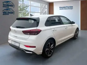 Hyundai i30 Advantage 140PS 7-DCT Navi/LED/Sitzheizung Bild 3
