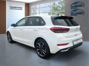 Hyundai i30 Advantage 140PS 7-DCT Navi/LED/Sitzheizung Bild 4