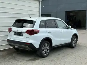 Suzuki Vitara Comfort 1.4 MHEV *NAVI*SHZ*Kamera* Bild 5