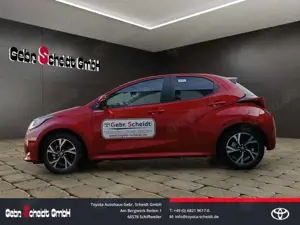 Toyota Yaris Hybrid Teamplayer Sitzheizung Lenkradheizung Apple Bild 2