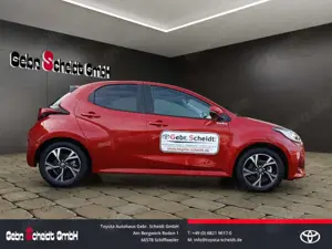 Toyota Yaris Hybrid Teamplayer Sitzheizung Lenkradheizung Apple Bild 5