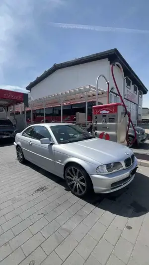 BMW 320 320ci Bild 4