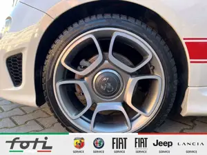 Abarth 595 Turismo 1.4 T-JET  165PS Automatik Leder Navi Bild 4