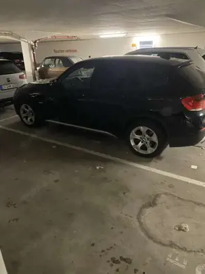 BMW X1 xDrive18d Bild 2