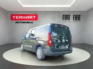Fiat Doblo L2 Kombi 1.5 HDi/7-Sitzer/RFK/Navi/Tempomat Bild 3