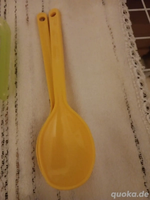 1 Messbecher 1 Salatbesteck und ein Geschenk  Bild 3