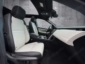 Land Rover Discovery Sport D200 Dynamic SE Panorama Meridian LED Bild 3