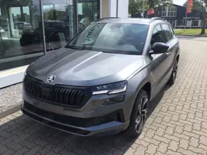 Skoda Karoq 2.0 TDI SCR Sportline DSG AHK Navi ACC APP Bild 2