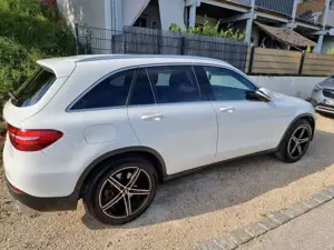 Mercedes-Benz GLC 250 d 4Matic 9G-TRONIC Bild 2