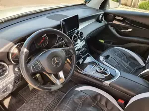 Mercedes-Benz GLC 250 d 4Matic 9G-TRONIC Bild 4