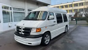 Dodge RAM 1500 5,9 V8 Van Starcraft Luxusvan LPG