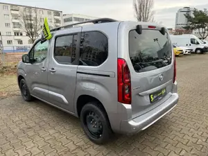 Opel Combo Life E 1.5 D Ultimate N1 Navi+Automatik Bild 5