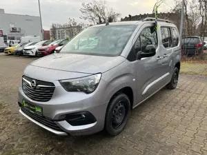Opel Combo Life E 1.5 D Ultimate N1 Navi+Automatik Bild 3