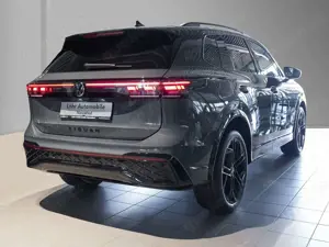Volkswagen Tiguan 1,5 l eHybrid DSG R-Line AHK GSD NAVI WP Bild 4