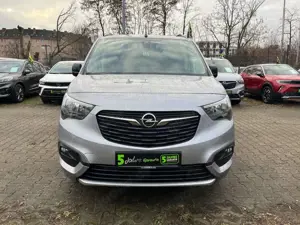 Opel Combo Life E 1.5 D Ultimate N1 Navi+Automatik Bild 2