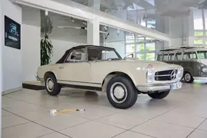 Mercedes-Benz SL 230 W113, Pagode, SL Bild 3