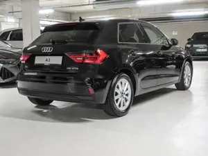 Audi A1 Sportback 25 TFSI  S tronic MATRIX 2xKLIMA LM Bild 3