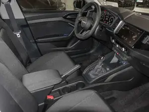 Audi A1 Sportback 25 TFSI  S tronic MATRIX 2xKLIMA LM Bild 5