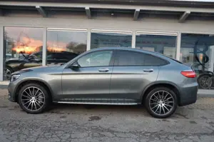 Mercedes-Benz GLC 43 AMG COUPE 9G*NIGHT*LED*LUFT*SHD*CAM*BURM* Bild 2