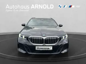 BMW 520 i Touring M Sportpaket Standheiz. Pano.AHK Lenkrad Bild 2