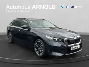 BMW 520 i Touring M Sportpaket Standheiz. Pano.AHK Lenkrad Bild 3