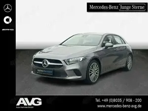 Mercedes-Benz A 250 A 250 e Style MBUX Navi Klima Tempomat RDK Autom.