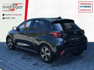 Toyota Yaris HYBRID Teamplayer +Kamera +LED-Scheinwerfer +Apple Bild 4