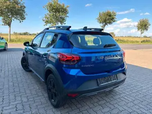 Dacia Sandero Stepway Extreme Eco-G 100 Bild 3