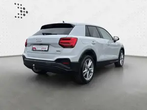 Audi Q2 40 TFSI quattro S-LINE*AHK*LEDER*KAMERA*MATRI Bild 2