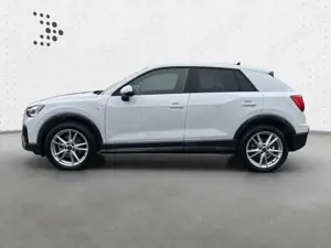 Audi Q2 40 TFSI quattro S-LINE*AHK*LEDER*KAMERA*MATRI Bild 3