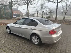 BMW 320 320i Aut.