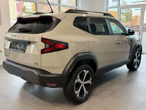 Dacia Duster 4x4 Journey / Allwetter Bild 5
