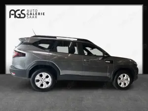 Dacia Bigster TCe 140 Essential 1.2 Mild-Hybrid EU6e Digitales C Bild 2