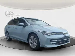 Volkswagen Golf Var. VIII 1.5 eTSI DSG Style AHK+NAVI+KAMERA Bild 3