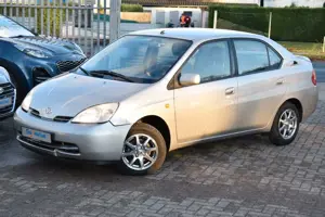 Toyota Prius 1.5 Automatik| Klimaaut.| PDC| BC| EL.FH