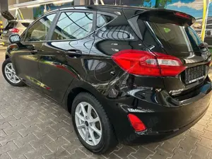 Ford Fiesta Automatik - 1 Hand - Unfallfrei Bild 5