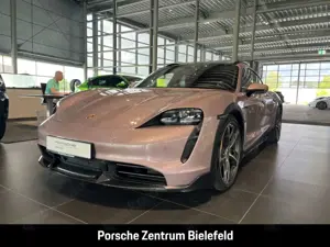 Porsche Taycan Turbo S Cross Turismo Burmester Panorama