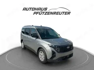 Ford Tourneo Courier Titanium Bild 4