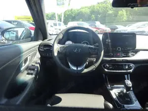 Hyundai i30 1.0 T-GDI Advantage inkl. Big Deal! Bild 3