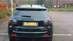 Jeep Compass 1.3 T4 4xe PLUG-IN HYBRID Automatik Trailhawk Bild 2