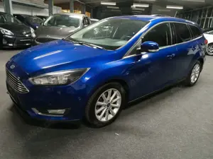 Ford Focus Turnier Titanium NAVI KAMERA TUV 12/2027 Bild 2