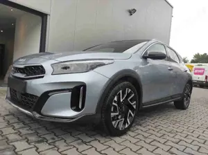 Kia XCeed *Nightline*Pano*LED*Navi*PDC*Cam*ACC*18"