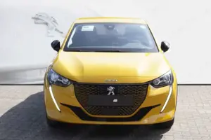 Peugeot 208 e-Allure Pack 136